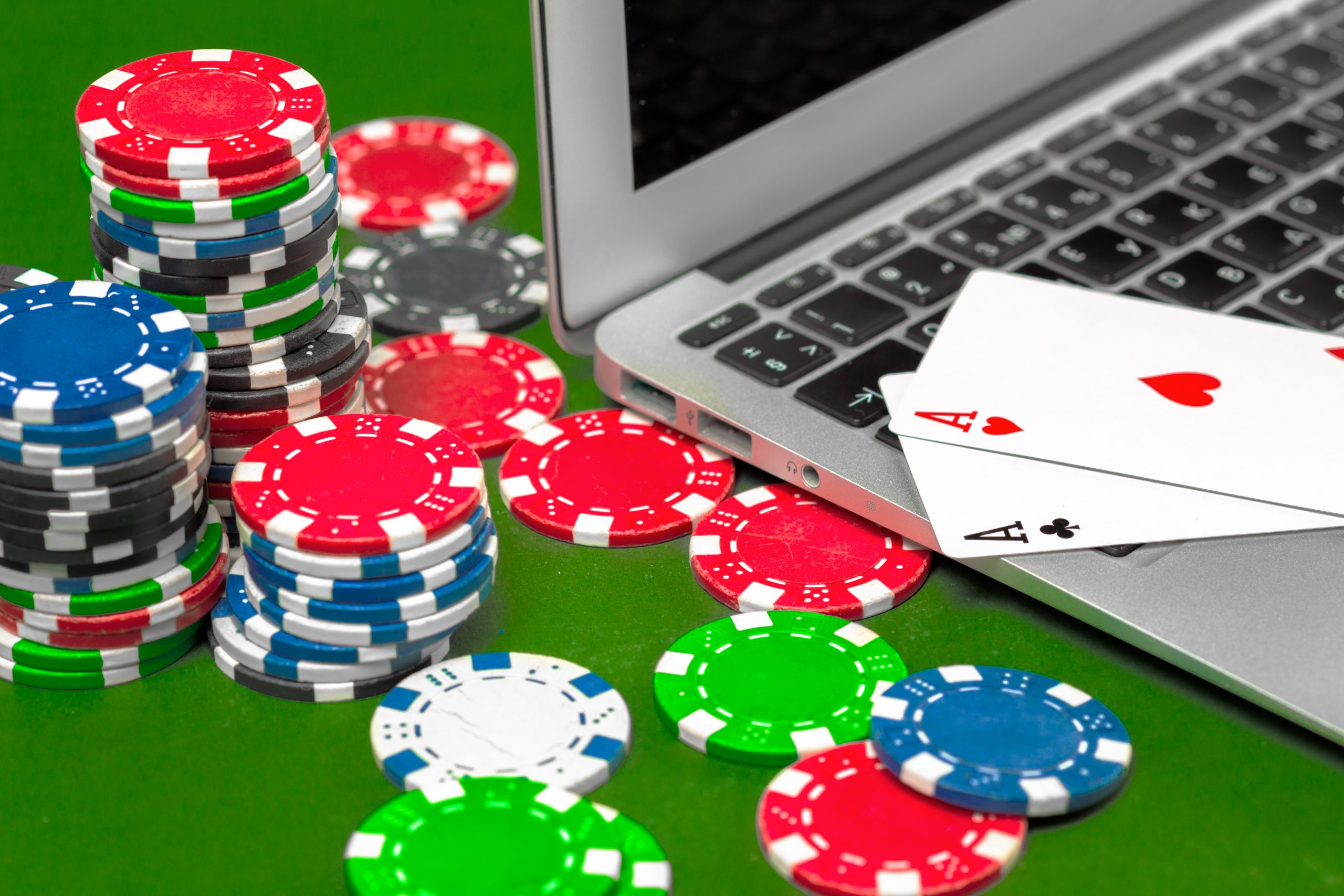 Live Poker Gambling Games